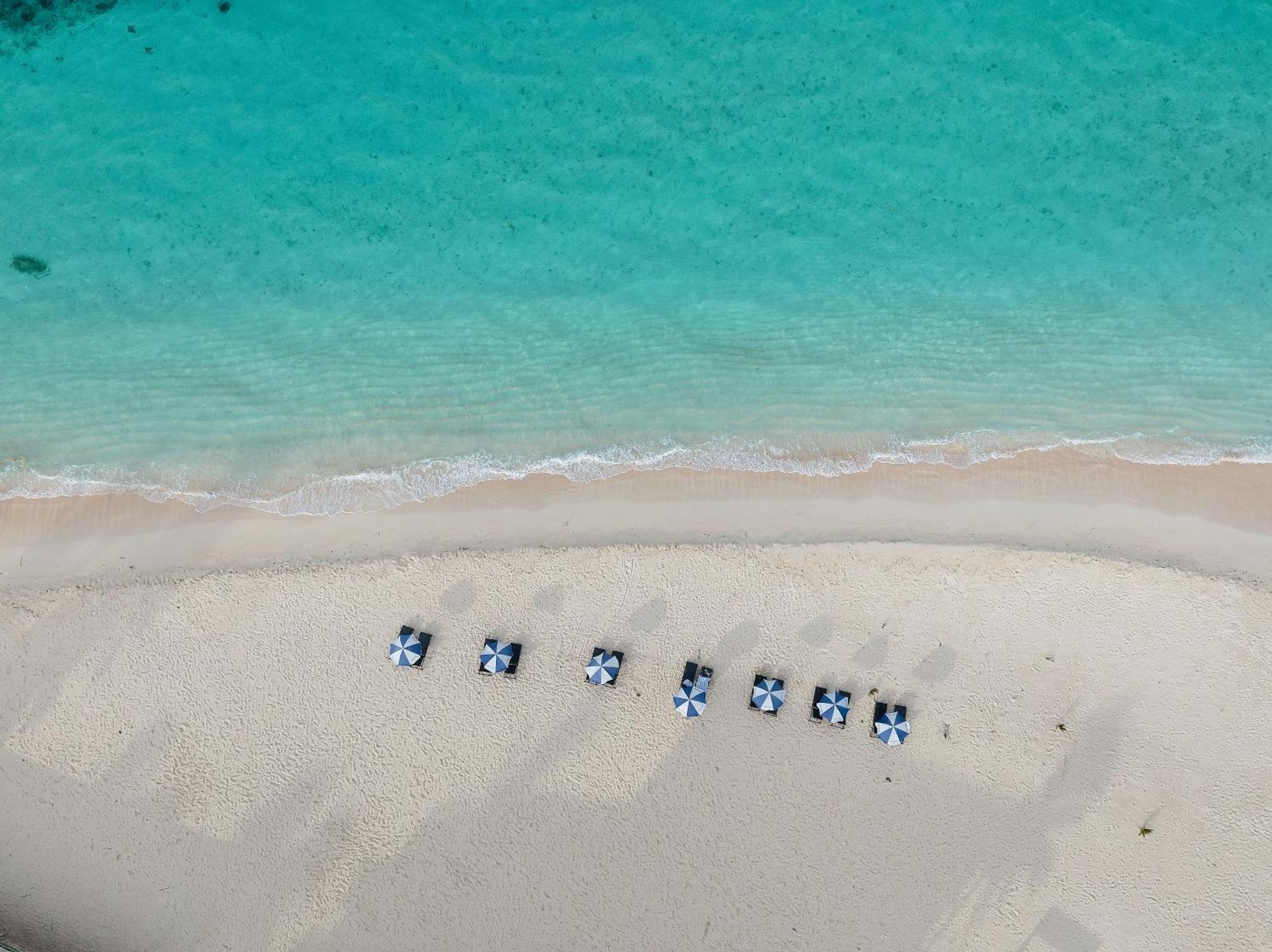 Beachcomber Island Resort Eksteriør billede